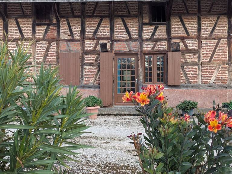 Maison et terrain — photo 1