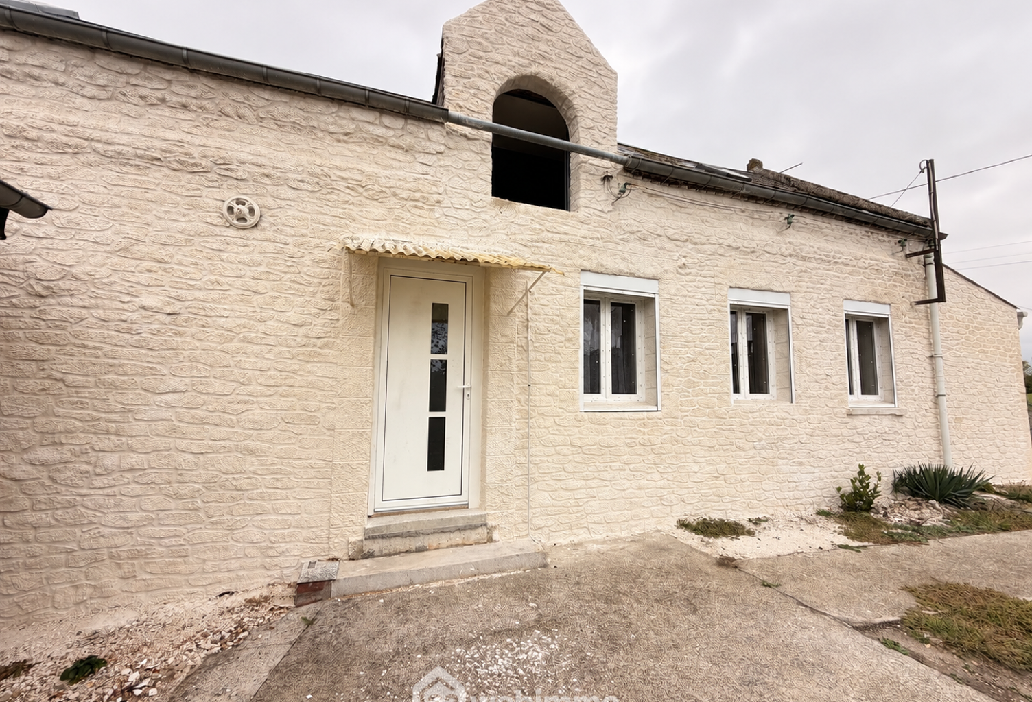 Maison - 84m² - Mesbrecourt-Richecourt — photo 1