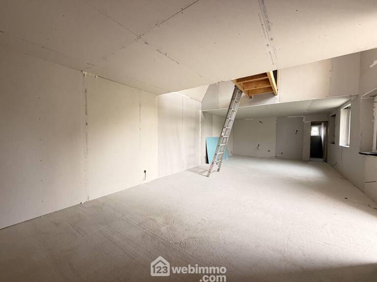 Maison - 84m² - Mesbrecourt-Richecourt — photo 1