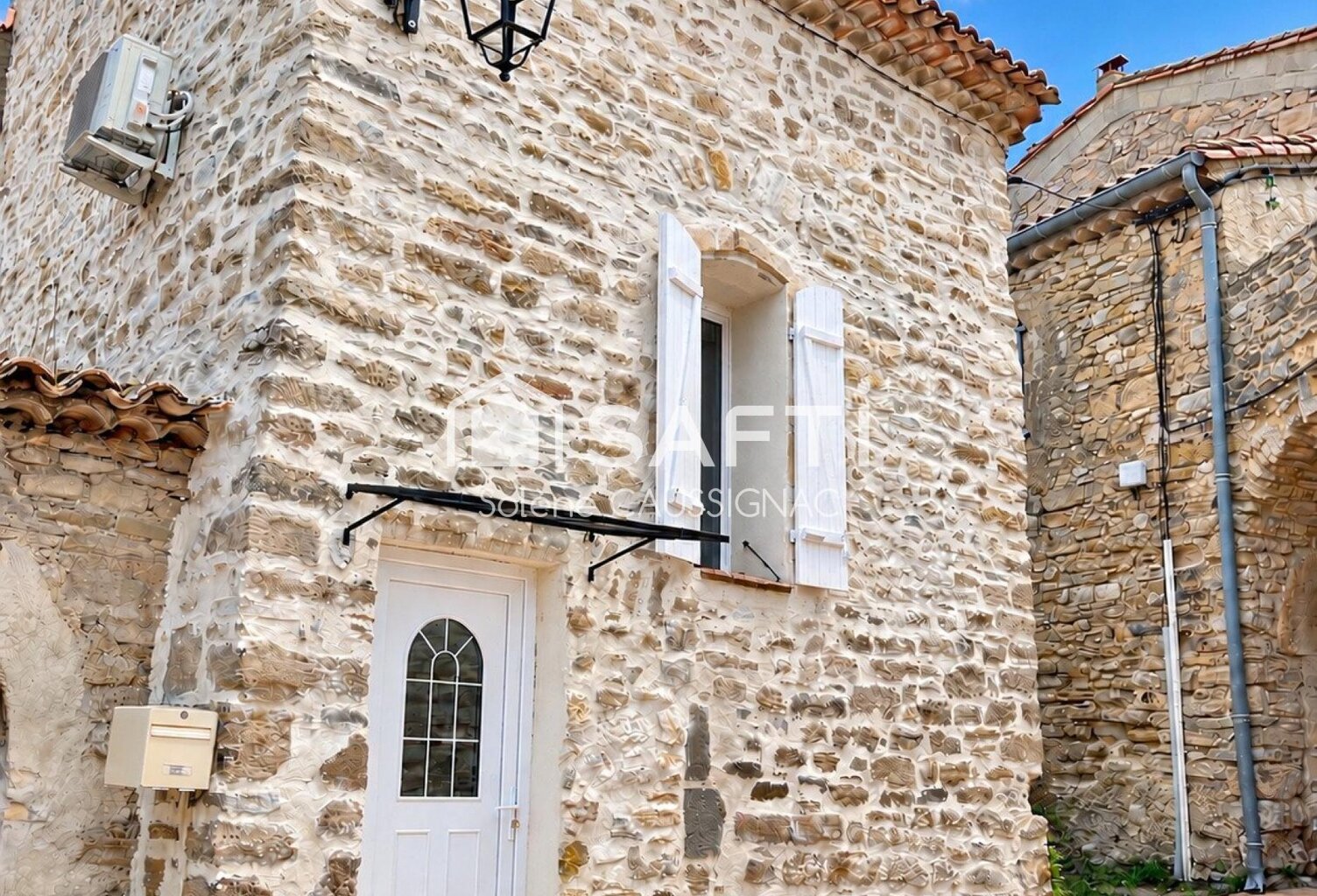 Maison de village en pierre entièrement rénovée — photo 1