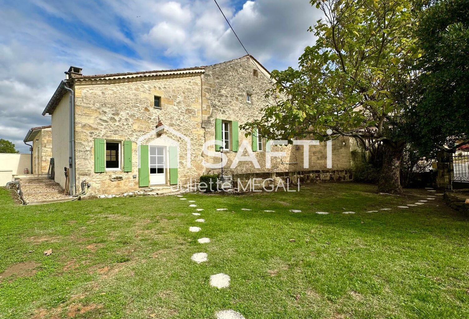 Elegante maison en pierre entièrement rénovée — photo 1
