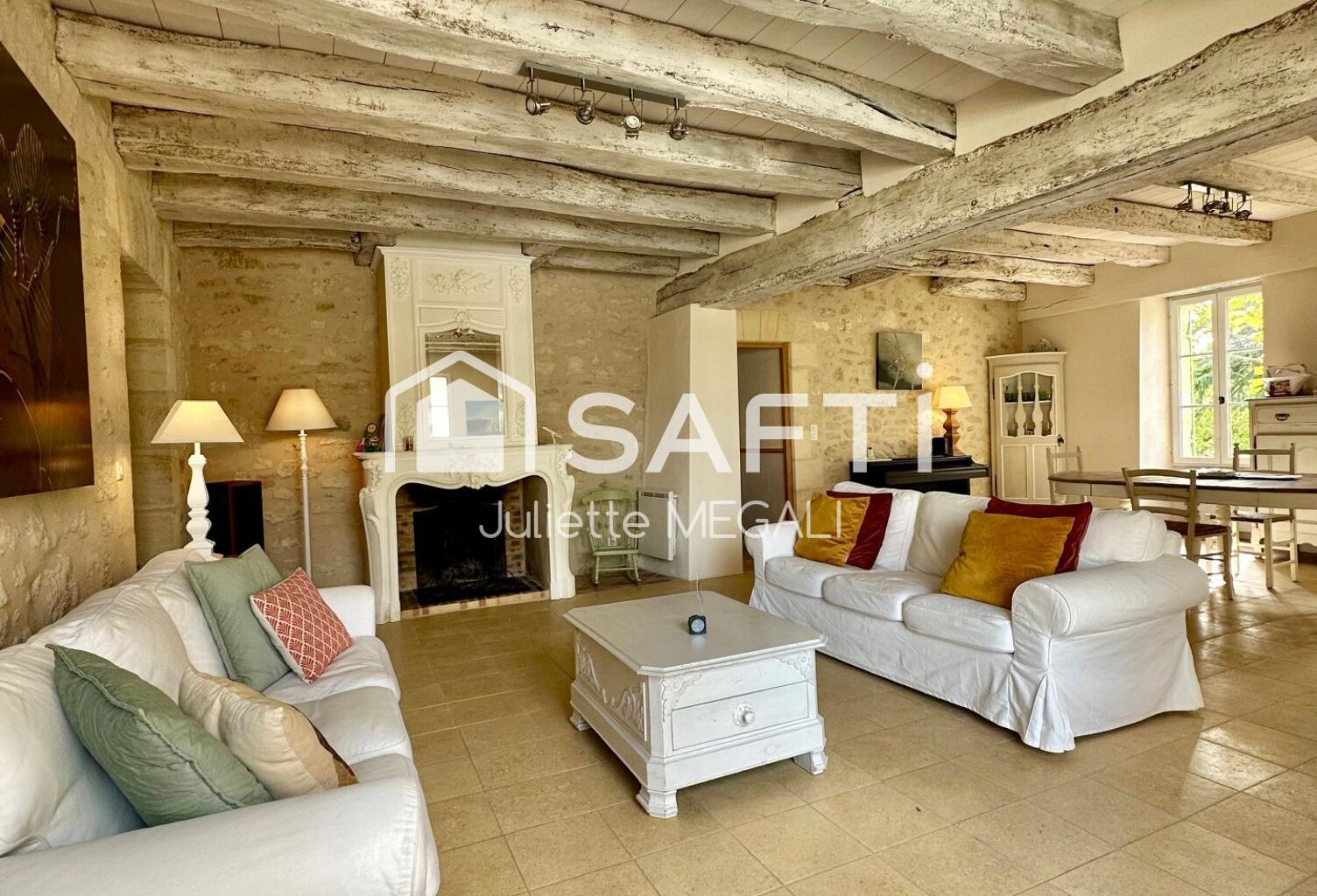 Elegante maison en pierre entièrement rénovée — photo 1