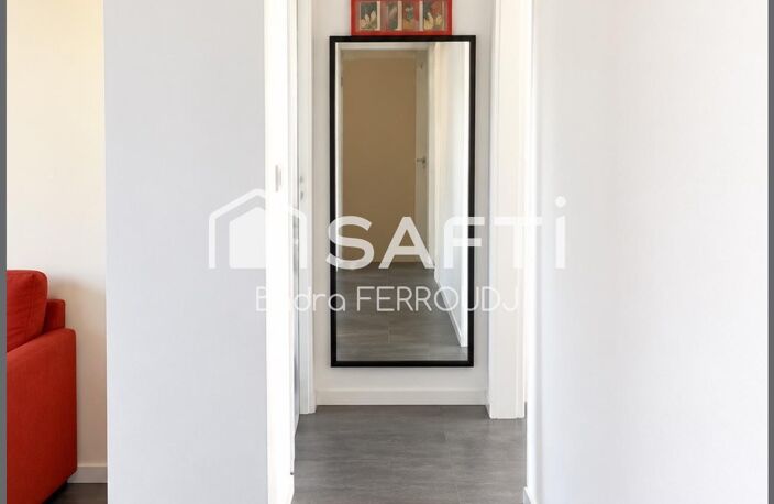 T3 traversant 39 m²  Immeuble de caractère  Quartier des Antiquaires — photo 5