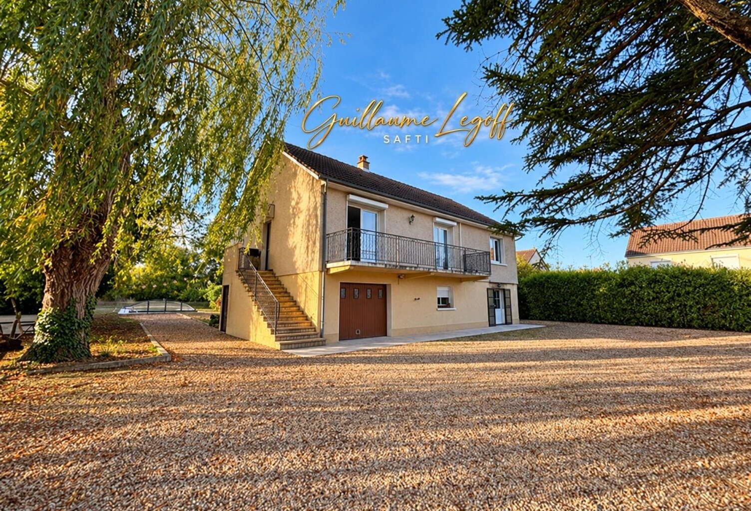 Maison familiale avec piscine et terrain — photo 1