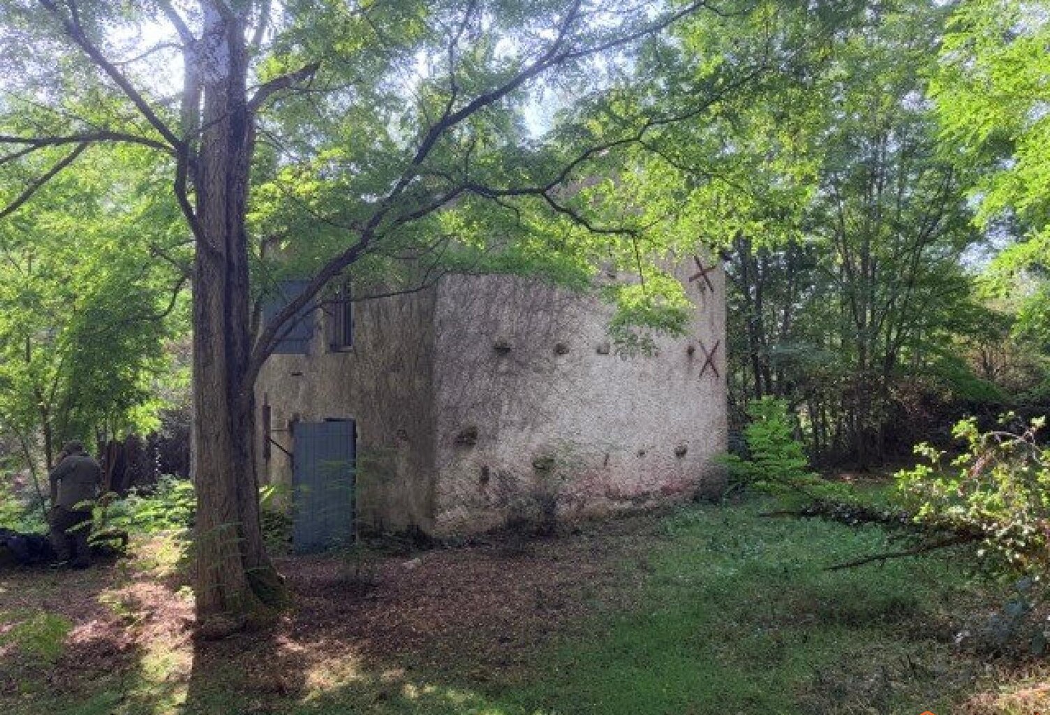MOULIN A EAU AVEC TERRAINS AGRICOLES ET FORETS — photo 1