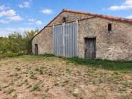 ENSEMBLE IMMOBILIER MAISON, BOURRINE, ET GRANGE 250M2 — photo 3