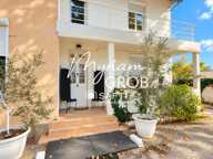 MONTAUBAN  MAISON DE VILLE DE CARACTÈRE  140 M²  3 CHAMBRES  TERRAIN 1 075 M²  PISCINE — photo 2