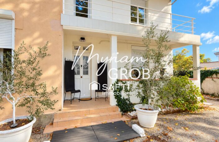 MONTAUBAN  MAISON DE VILLE DE CARACTÈRE  140 M²  3 CHAMBRES  TERRAIN 1 075 M²  PISCINE — photo 2
