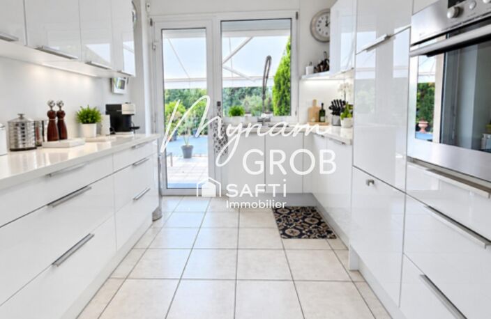 MONTAUBAN  MAISON DE VILLE DE CARACTÈRE  140 M²  3 CHAMBRES  TERRAIN 1 075 M²  PISCINE — photo 3
