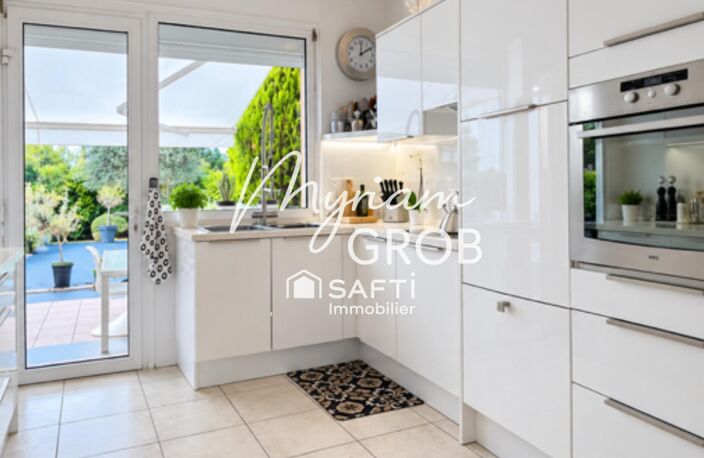 MONTAUBAN  MAISON DE VILLE DE CARACTÈRE  140 M²  3 CHAMBRES  TERRAIN 1 075 M²  PISCINE — photo 4