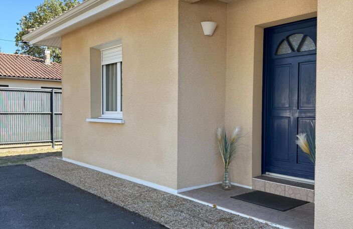 Maison familiale de plain-pied avec piscine — photo 2