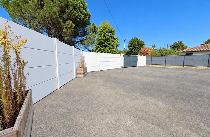 Maison familiale de plain-pied avec piscine — photo 3