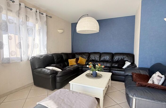 Maison familiale de plain-pied avec piscine — photo 5