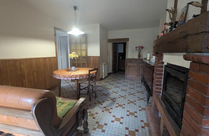 Maison T4 de 123 m2, au calme à la campagne, proche des commodités sur les hauteurs de Saint-Astier, fort potentiel de rénovation et d'agrandissement — photo 4