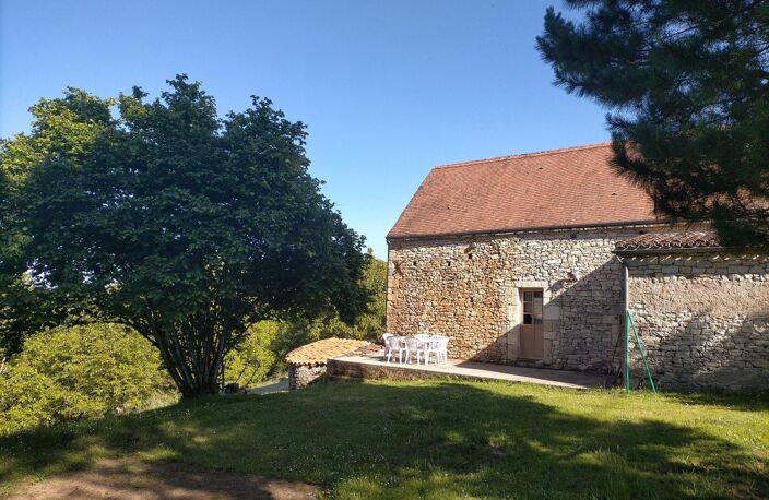 Belle maison en pierre avec vue dégagée — photo 3