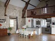 Belle maison en pierre avec vue dégagée — photo 4