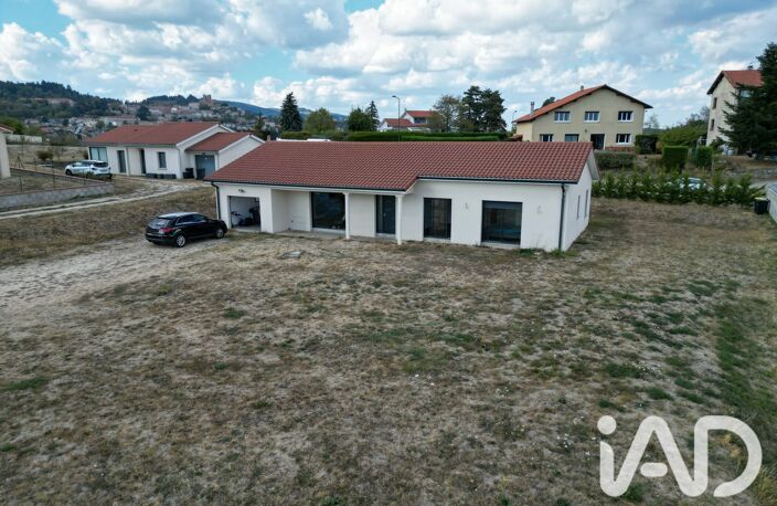 Vente Maison/villa 5 pièces — photo 2