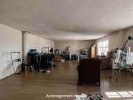 Batiment entier de type hangar, offrant beaucoup de possibilités. — photo 2