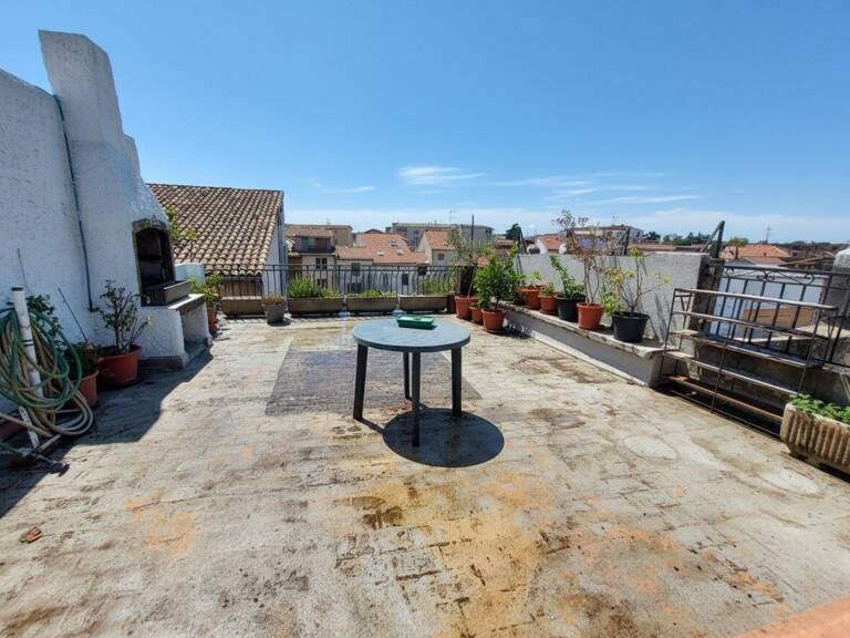 Maison de ville - Hypercentre - A renover - Fort potentiel — photo 1
