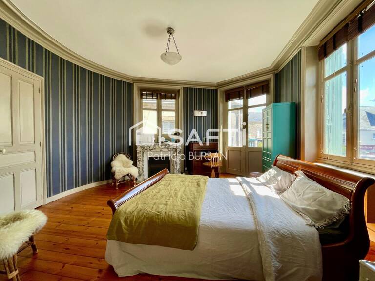 Maison de Maître 5 chambres centre ville de Questembert — photo 1