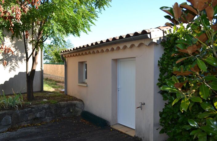 Maison 128 m2, piscine, jacuzzi, dépendance, forage — photo 3