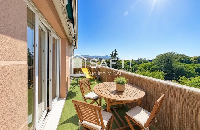 Dernier étage avec terrasse et cheminée — photo 3