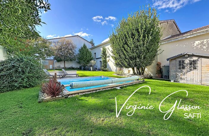 Un charme fou au coeur du village ! — photo 2