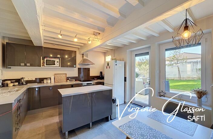 Un charme fou au coeur du village ! — photo 4