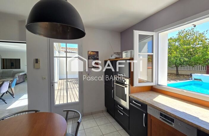 Maison familiale avec piscine, beaux volumes et jardin au calme aux Sables-d'Olonne — photo 3
