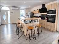 Maison atypique de 170 m² avec 3 cours, grenier aménageable et stationnement privatif — photo 2