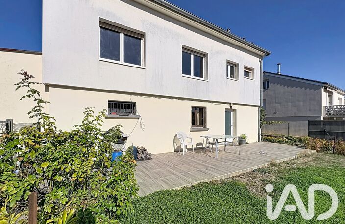 Vente Maison/villa 7 pièces — photo 2
