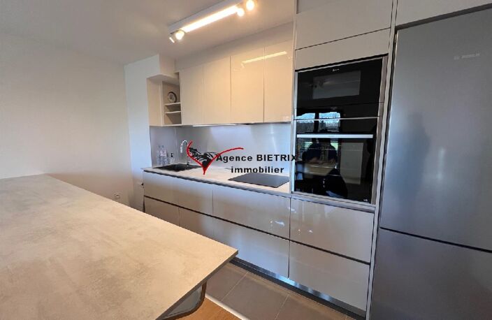 Location appartement 4 pièces 88 m² à L'Isle-Adam (95290) — photo 2