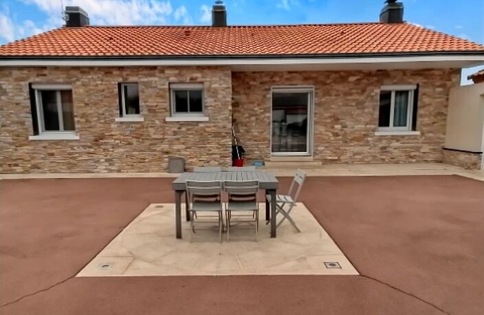 Vente Maison/villa 6 pièces — photo 4
