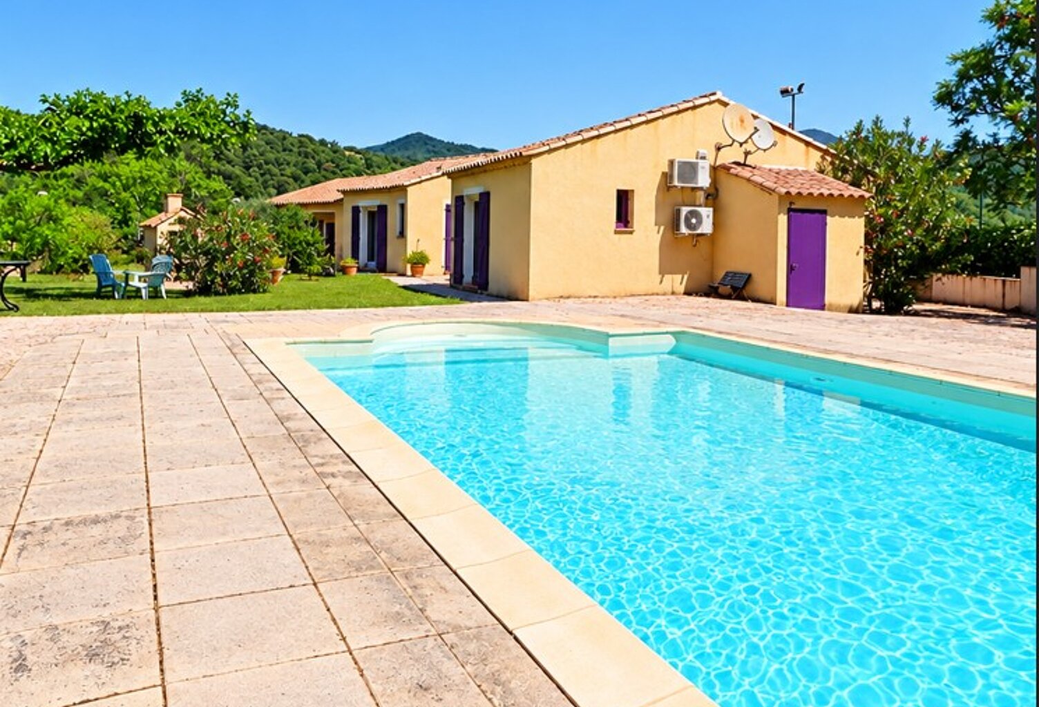 COLLOBRIÈRES  AUTHENTIQUE MAISON PROVENÇALE DE PLAIN-PIED AVEC — photo 1