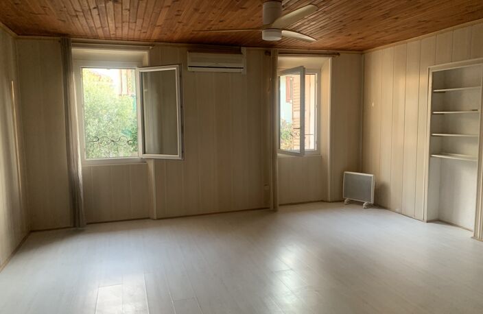 Appartement 3 pièces de 70 m² au 2ème étage d'une maison de vill — photo 2
