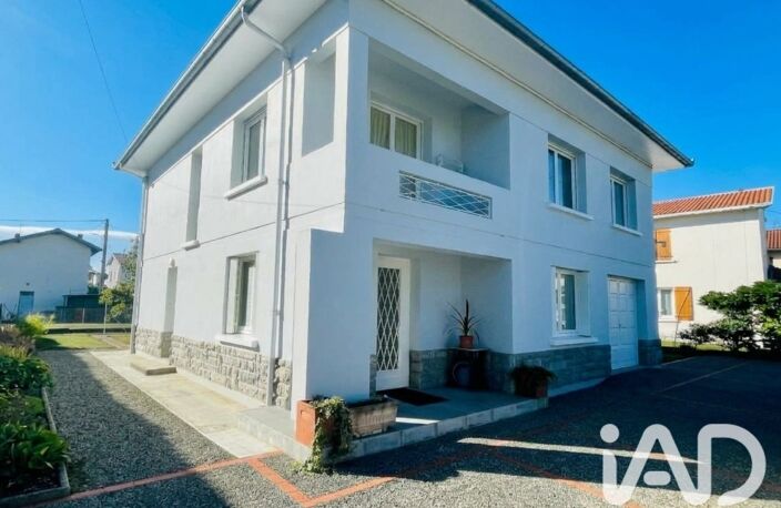 Vente Maison/villa 7 pièces — photo 2