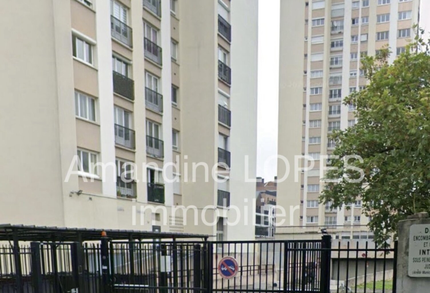 Vente Garage 15 m&sup2; — photo 1