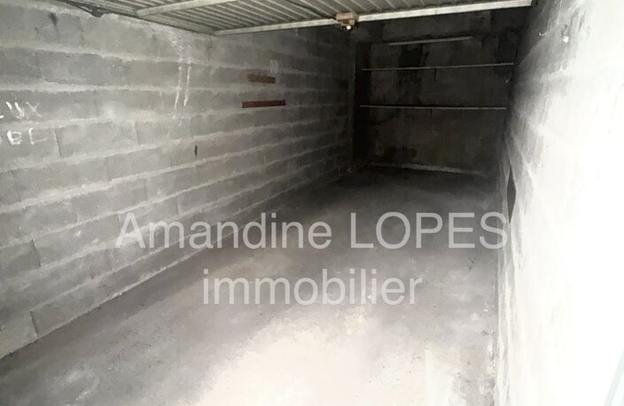 Vente Garage 15 m&sup2; — photo 3
