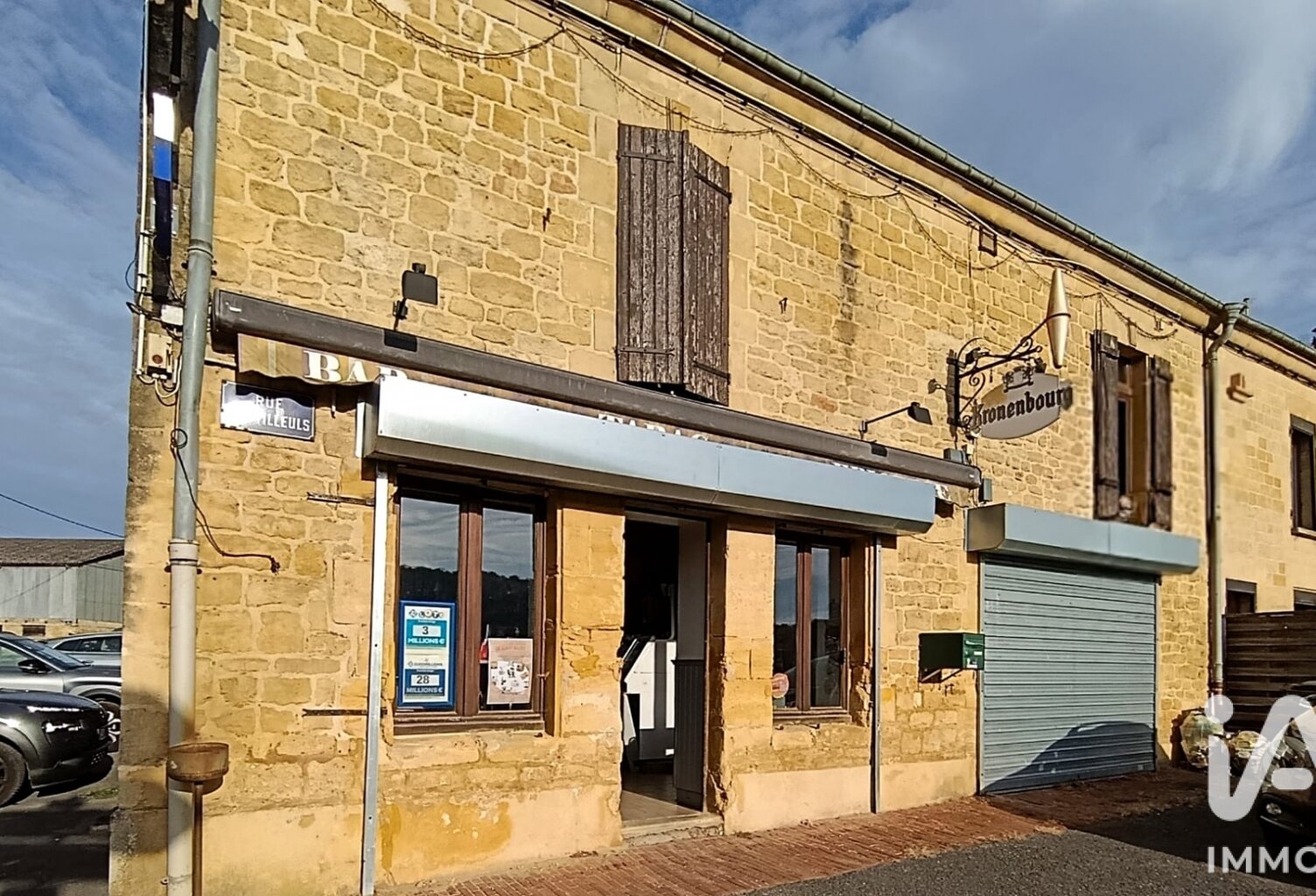 Vente Boutique/Local commercial 180 m&sup2; — photo 1