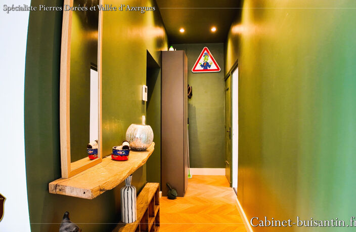 Appartement de 63 m2 à Alix, entièrement rénové — photo 5