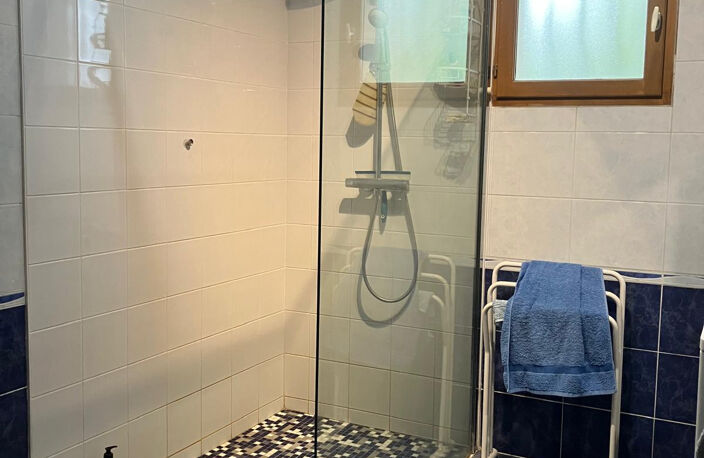 MAISON DE PLAIN PIED CENTRE VILLAGE — photo 5