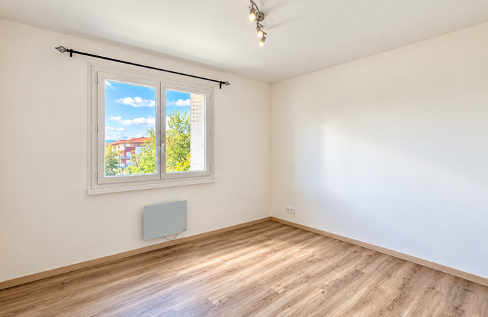 Appartement T3 - 1 rue Lucien Buisson — photo 3