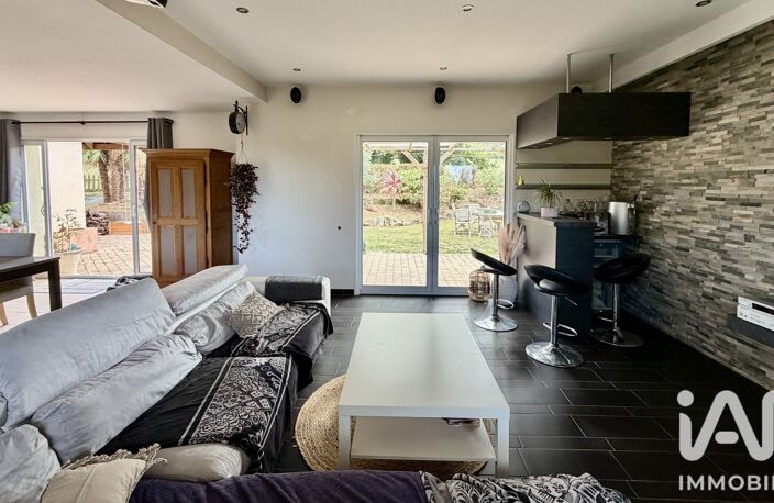 Vente Maison/villa 7 pièces — photo 2