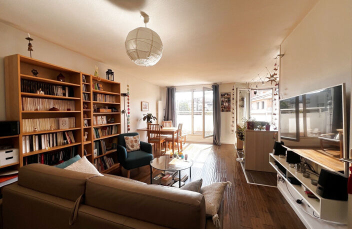 Valmy- Beau T3 rénové avec balcon et vue dégagée. — photo 4