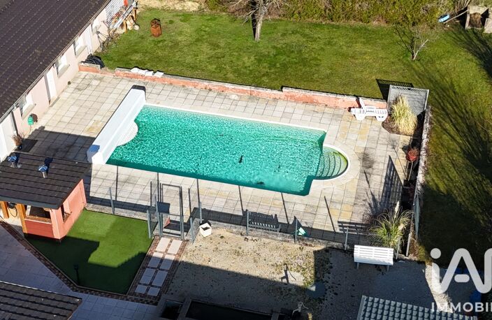 Vente Maison/villa 11 pièces — photo 2