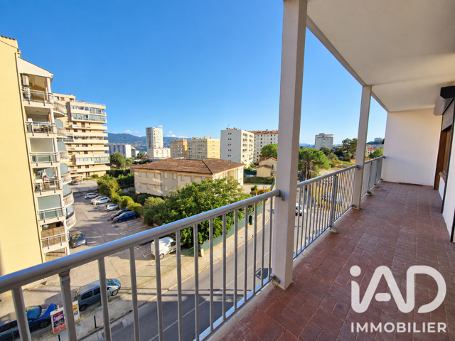Vente Appartement 4 pièces — photo du bien