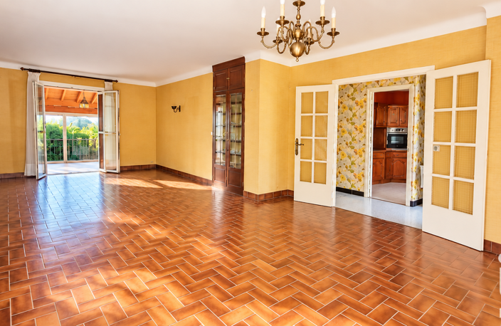 Vente Maison/villa 5 pièces — photo 2