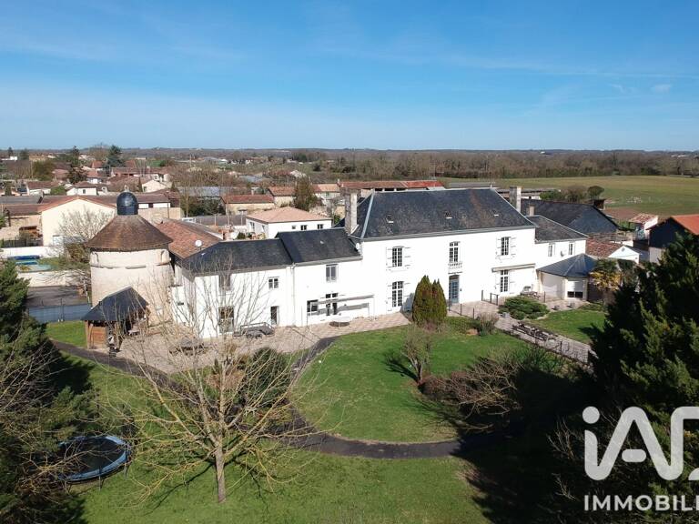Vente Maison/villa 19 pièces — photo 1