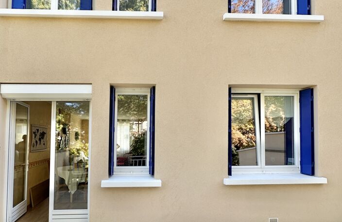 Vente Maison de ville 4 pièces — photo 2