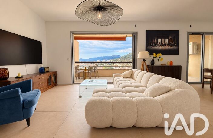 Vente Appartement 4 pièces — photo 2